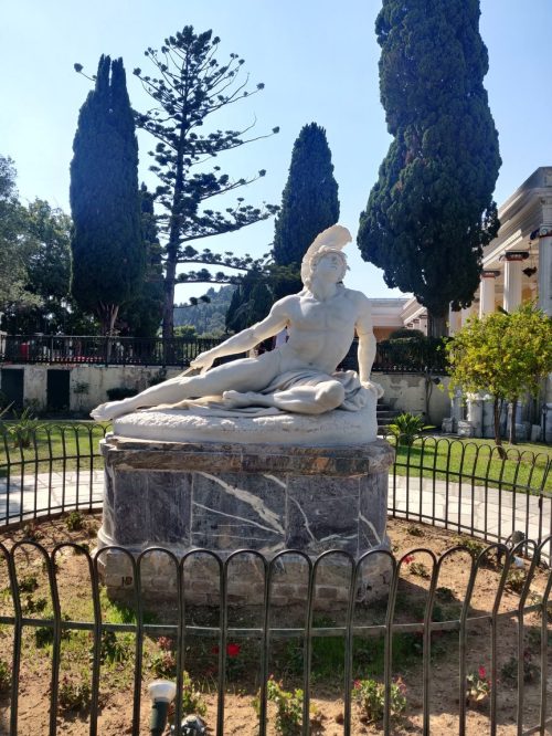achille-corfou